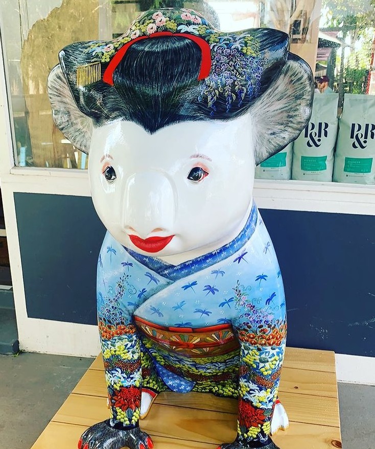 hellokoalas's tweet photo. Finding it hard to wake up to another day of work?
#HelloKoalas' Madame Butterfly is up and about early greeting customers at The Brew Box, Morton St, #PortMacquarie. Come and grab a coffee and say "Hello" https://t.co/Xwv8fK2jew. Madame Butterfly is by Pauline Roods. #koalas https://t.co/HxX1JjSXPZ