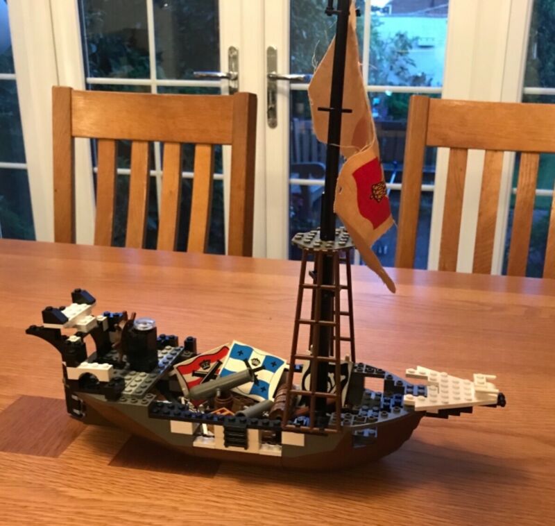 Brick Bargains on X: Lego 6271 Imperial flagship pirate sail boat