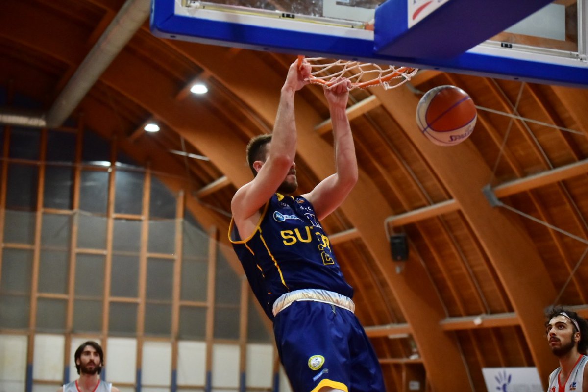 sutorbasket's tweet image. 3Q 71-50 #Sutor