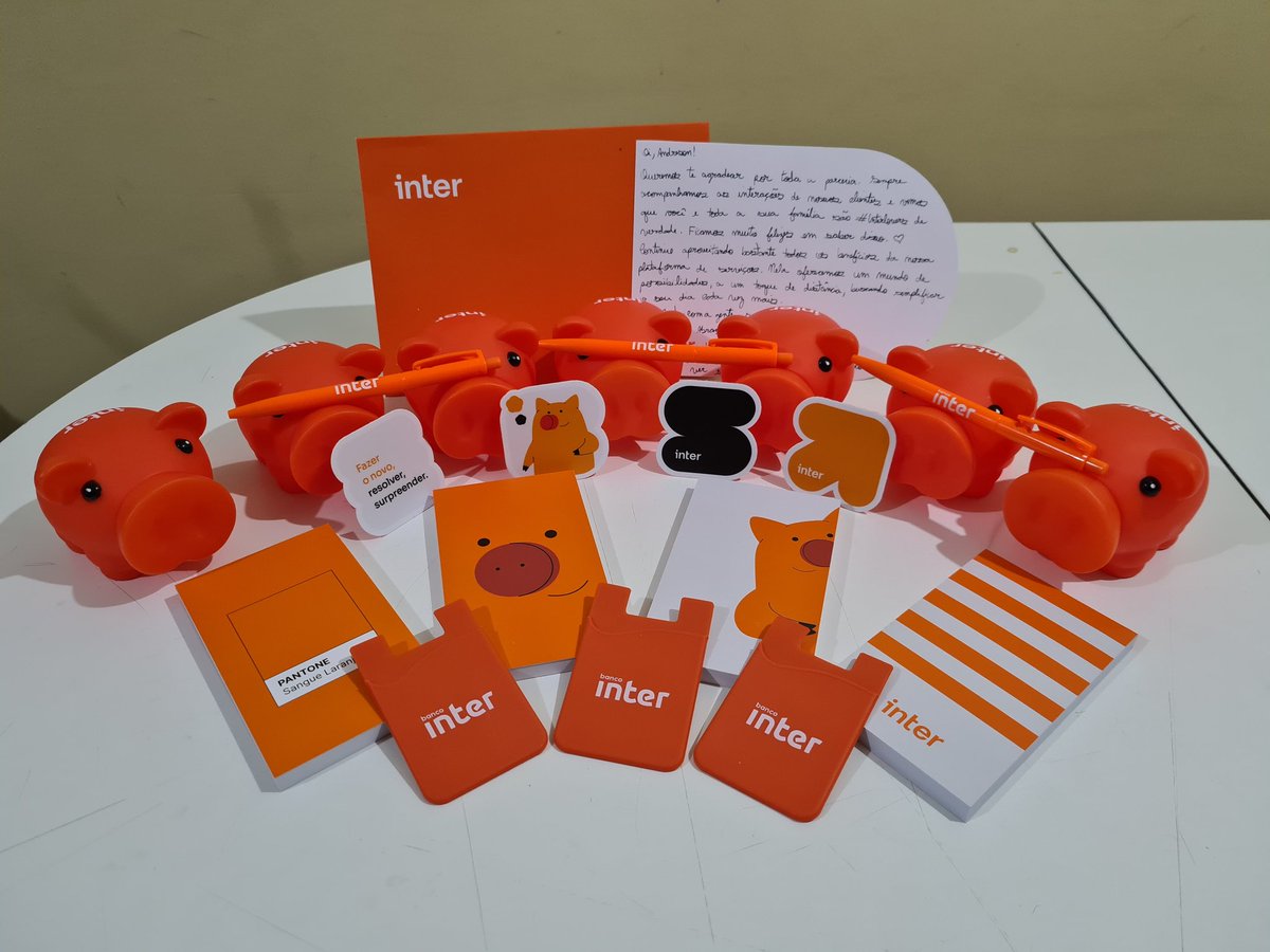 AndresonGoveia's tweet photo. Como não amar um banco assim?
Aqui a família toda te ama @Bancointer @interpig
#interlove
Surpresa maravilhosa, veio para todos. https://t.co/jS7zGoFD1e