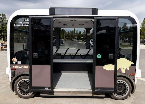 eTagsTweets's tweet photo. Park officials have launched the first tests of #evs in #YellowstoneNationalPark that can operate without #drivers. #LocalMotors' #3Dprinted #vehicles are named Olli;  nicknamed TEDDY, short for The Electric #Driverless Demonstration at #Yellowstone. #3dpintedmodels #3dprinting https://t.co/vW9FWe6QHe