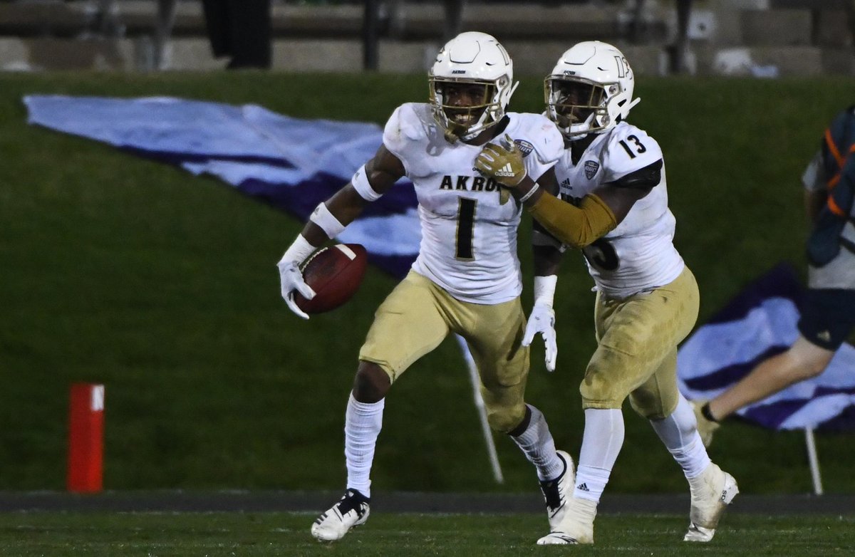 After a great camp and talks with @CoachBrewsterAK  and <a href="/Coach_Cicione/">Anthony Cicione II</a> I am extremely blessed to receive my 2nd offer from Akron University <a href="/ZipsFB/">Akron Football</a> <a href="/AllenTrieu/">Allen Trieu</a>