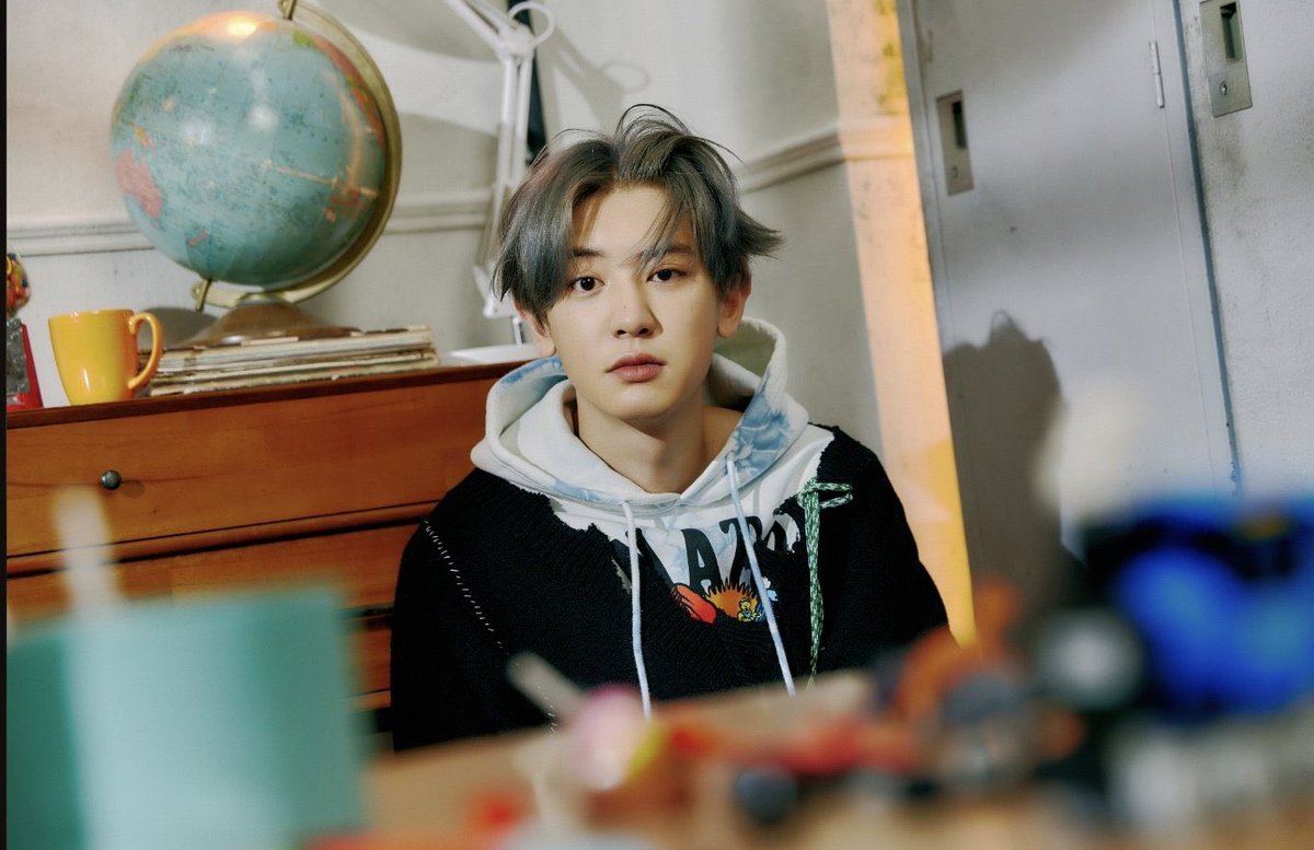 chanyeol pics tweet media
