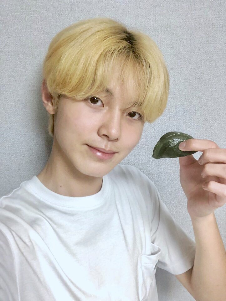 2minheenuna_'s tweet photo. HAPPY BIRTHDAY LEE SUNGJUN
Sungjun-ah, I hope you always happy and healthy. Semoga bisa ketemu lagi.. kangen..
#LeeSungjun #이성준
#Happy21thLeeSungjunDay https://t.co/ed7iRmq2vJ