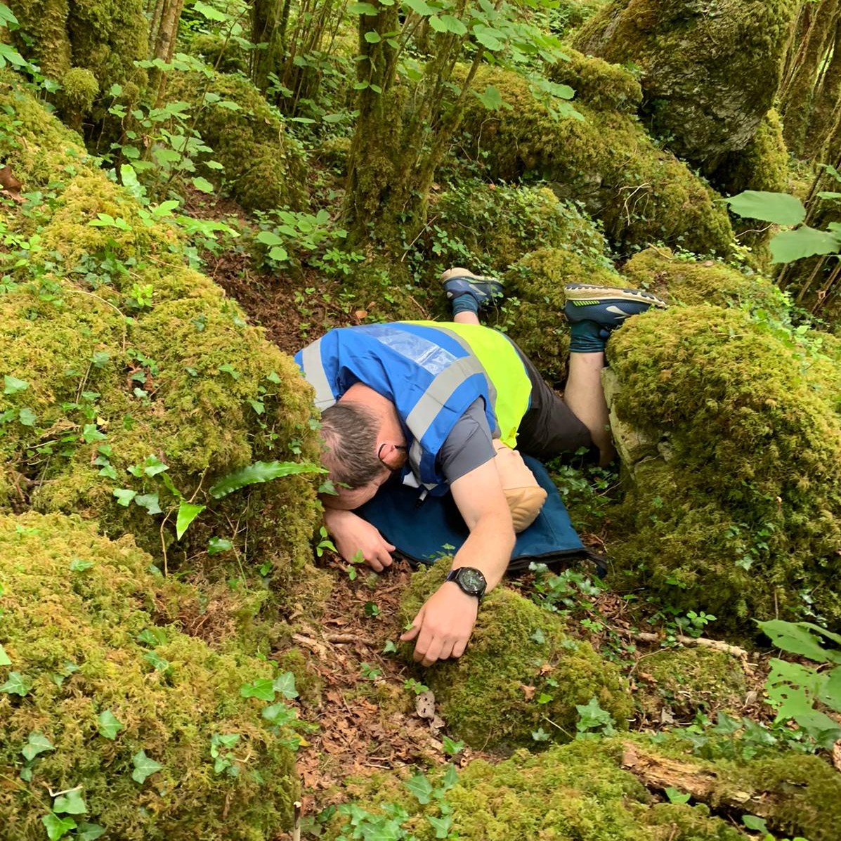 WalshTrainingS's tweet photo. 2 Casualties for the price of one. How would you deal with this scenario? Casualty 1 Dislocated collarbone and lower leg fracture, Casualty 2 No Breathing             
Next course 26 / 27 June https://t.co/OjPYCv9L2t #REC3 #Learnfirstaid #firstaidtraining #walshtrainingsolutions https://t.co/4YYNgSY3aV