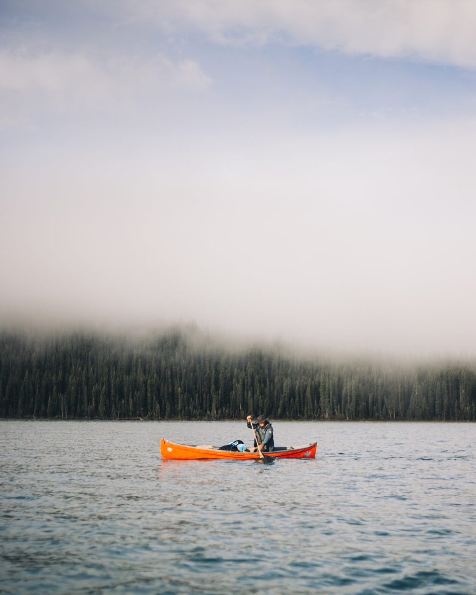 Paddling into a new week! 🛶 What adventures do you have in store? 

Photo by: @beapayette on IG
#MyJasper | #VentureBeyond