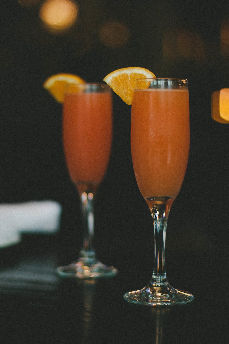 It's time to break out the bubbly! Parker and Quinn is officially welcoming guests back to enjoy balanced, approachable American dishes in a spirited and chic environment. Join in on the fun by reserving your table at the link below. #RefineryHotel

bit.ly/RefineryParker…