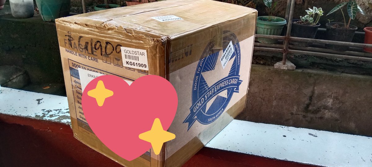 heartocart's tweet photo. 📣 #MBPHupdate

RE: BOX 10

Box 10 is here! https://t.co/SntLVR2GPx