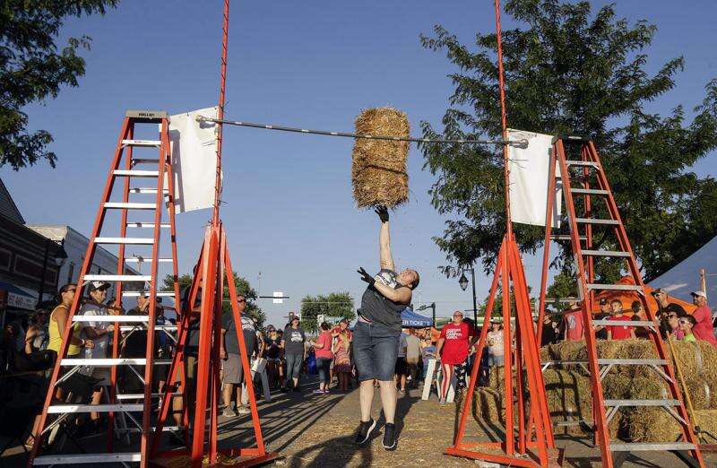 BigGroveBrewery's tweet photo. Beef (and beer). It’s what’s for dinner. 

Take #SolonBeefDays home with you this year with some awesome beef, pork, and beer bundles: https://t.co/NED0KciNJR https://t.co/of9wW1jdvS