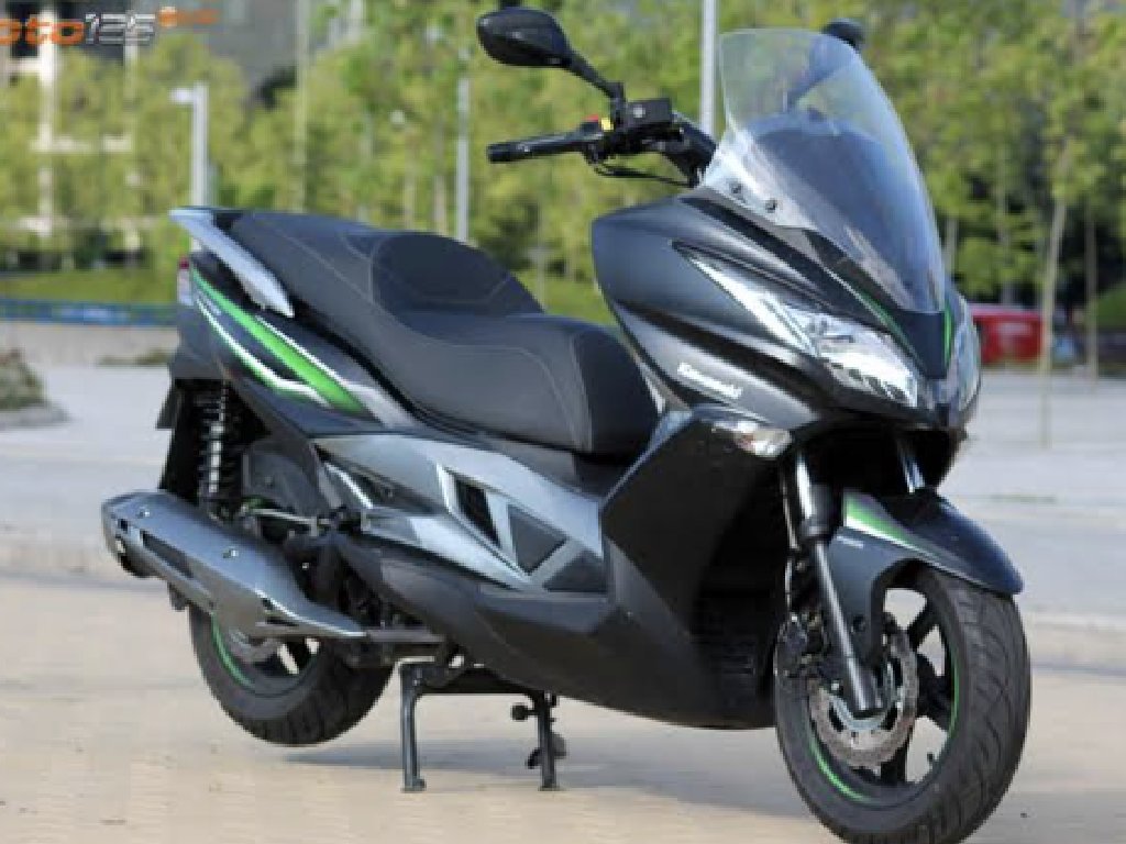 satopotato1023's tweet photo. 超カッコエエんやけどこれ!
普通に欲しいし、売ってないかな?
#kawasaki #J125 #スクーター https://t.co/hFoK4vSjV6