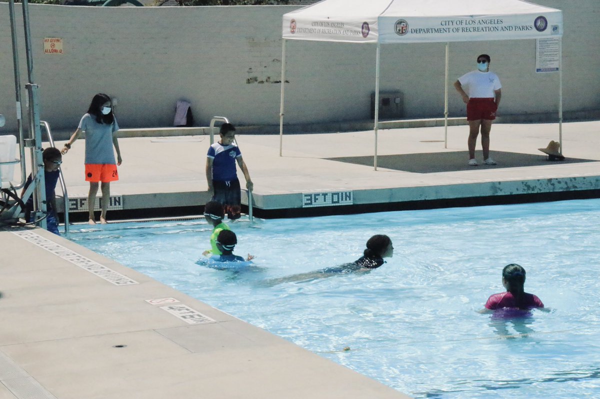 knxpete's tweet photo. #LACityPools after 15 months of Covid Closure, LA City Rec. and Parks reopens 30 community pools..just as #Heatwave begins in So California. @KNX1070 https://t.co/bYSv0ptKk6