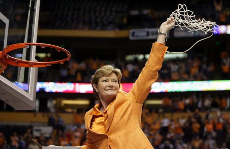 Happy birthday to the late Pat Summitt. Thank you for being a trailblazer for all of women s basketball. 