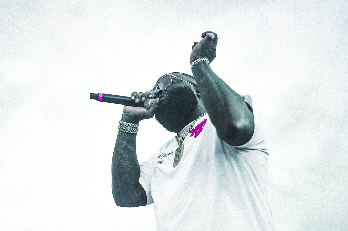 shotbydeth's tweet photo. Help me to get @RickRoss to see these 😅😅 shot by me #shotbydeth https://t.co/mClSr1Fb0h