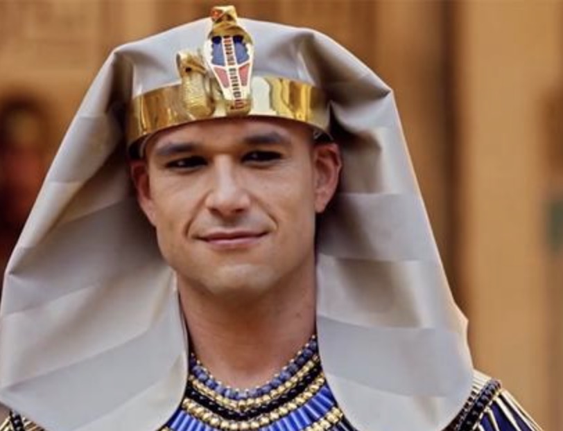 TVN's tweet image. ¡Gracias por acompañarnos todo este tiempo! #MoisesGranFinal