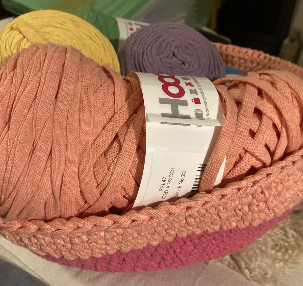 Chachasmaking's tweet image. From here to there... And now I ought to go to bed! I absolutely love making a freeform basket. It's like coiling a pot, but with yarn. So satisfying the way that floppy yarn becomes a strong rigid structure. It's a good analogy for a wedding gift.