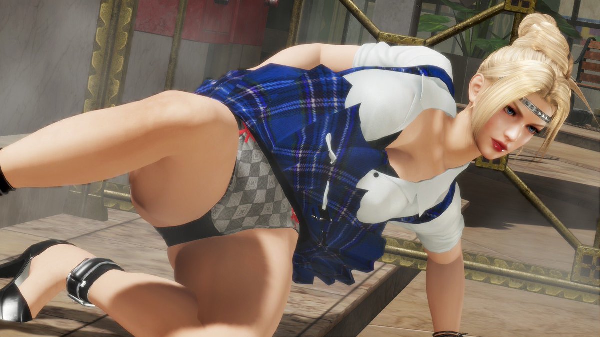 doaretreat's tweet photo. Ah she would be perfect for #DOAXVV 😭🎁🎂🎊 #DOAX6 https://t.co/Q7jC8o8gZ4