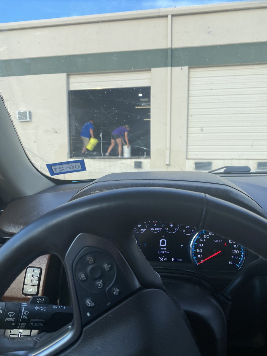 JordanCarver23's tweet photo. I love my suburban but, I think we need a break.700 miles since Friday &hours In the car w/ Cy headed to tourneys & lessons. We start all over Thurs.😅I would however like to sing my praise for the Express Lanes💁🏻♀️ #girlsgotdrive #workinghard #gasitormove #zeropatientceforstupid https://t.co/GeF2c6923k
