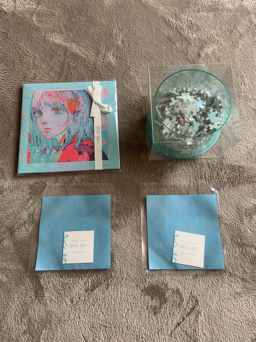 Lucky_dg's tweet photo. フラゲしちゃった🥶🥶#米津玄師 #PerlBlue https://t.co/JzxBHxgKow