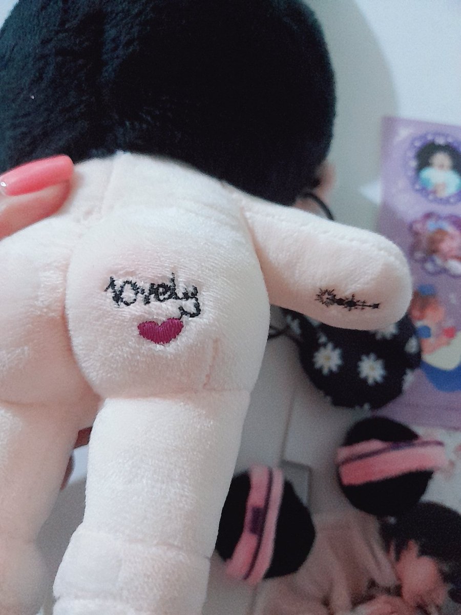 Best early birthday present I made for myself. 💛 
The details are so cute, definitely my fav now. Thank you for your work <a href="/HiNongTen/">NongTen Merch</a> 
#nongten #nongtendoll