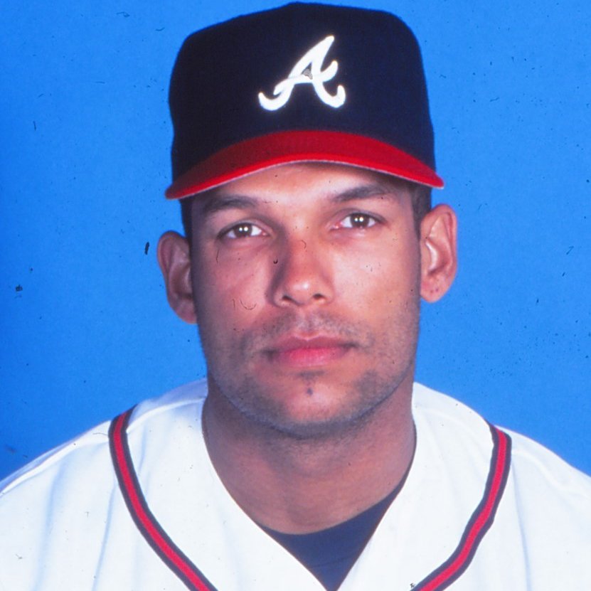 LA_BLACKBALL's tweet image. DAVID JUSTICE  6'3" 195 lb
He attended Latin HS🏀(Covington, KY) &amp;amp; Thomas More University (Kentucky), where he played 🏀⚾️. Drafted by the Braves in 4th round of the 1985 Draft. MLB Outfielder 1989-2002. ROY '90, 2xSS🏆, 2x⭐️, ALCS MVP🏆, 2x WS 🏆.
1993⭐️: AVG.270, HR 40, RBI 120