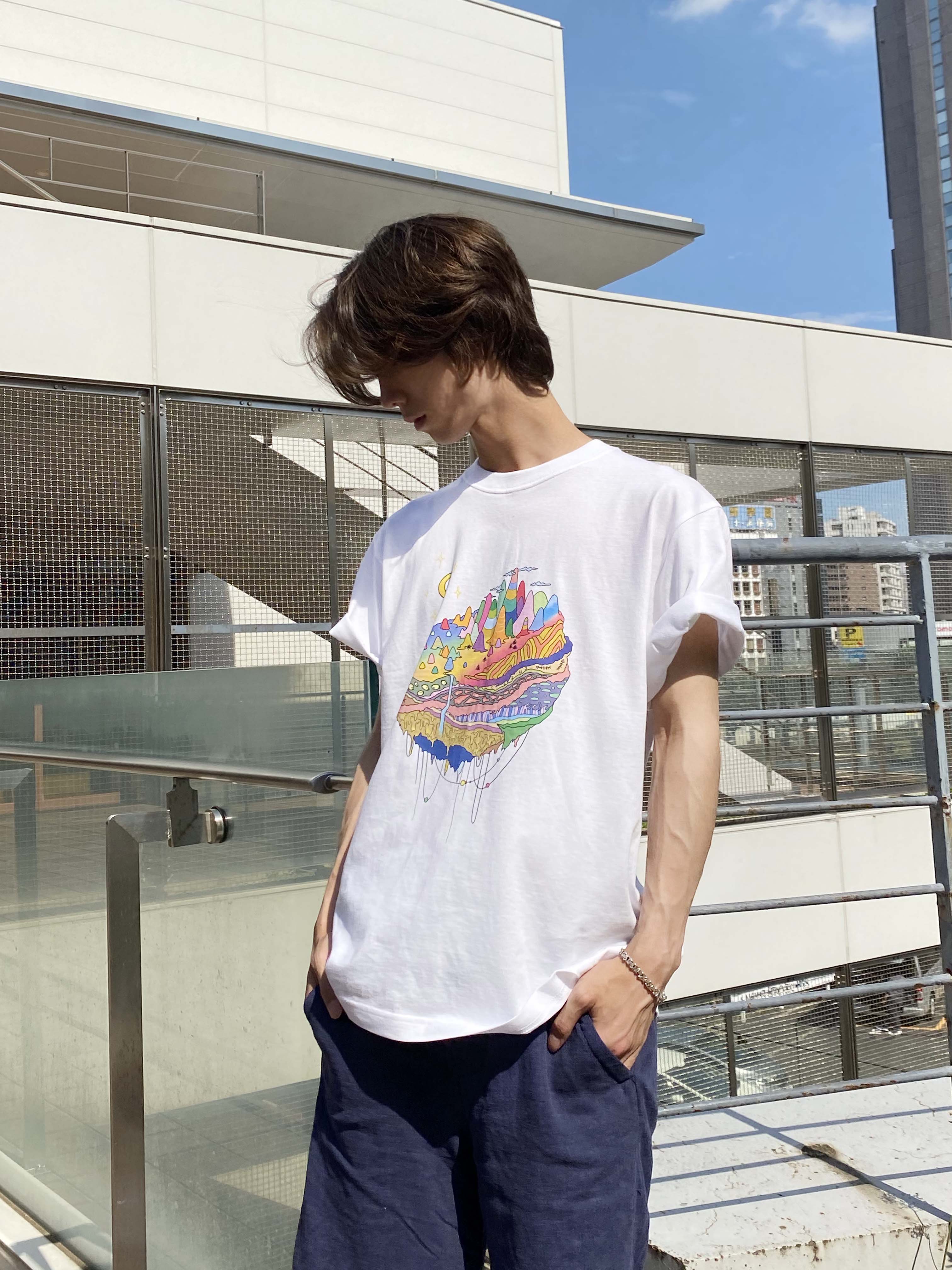 Newall Candy Planet T Shirt White 4730 綺麗な色合いのデザインがプリントされたtシャツです パーカーもあります T Co Bqspcyhtb3 Andnewall ファッション Fashion Ootd コーディネート Style Outfit 今日の服 アパレル Ec