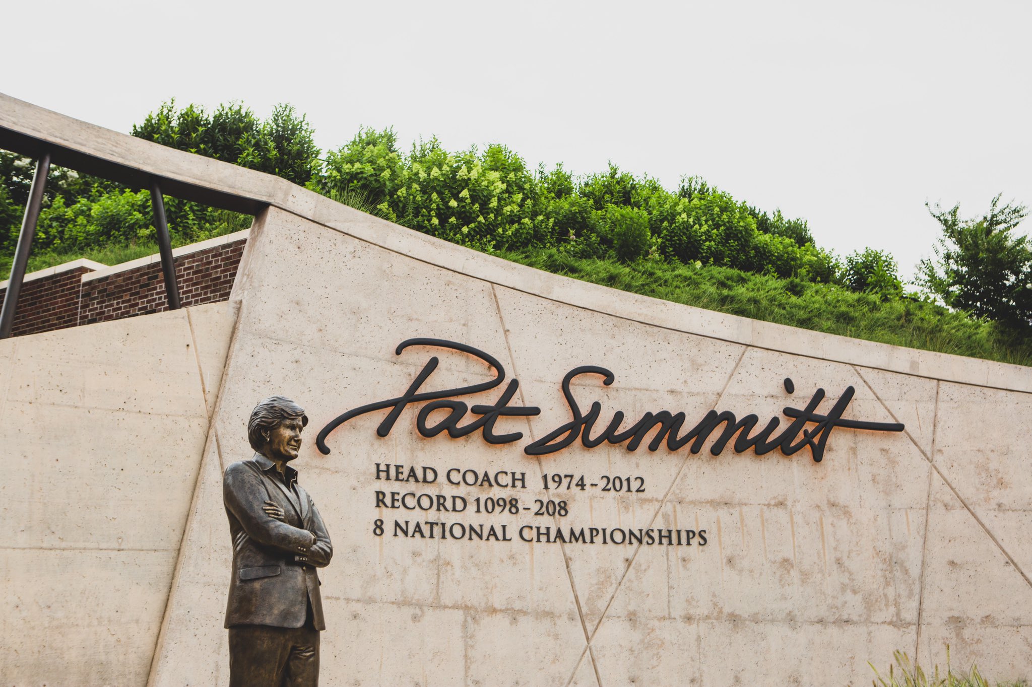 Wishing a happy birthday and remembering our legendary coach Pat Summitt    