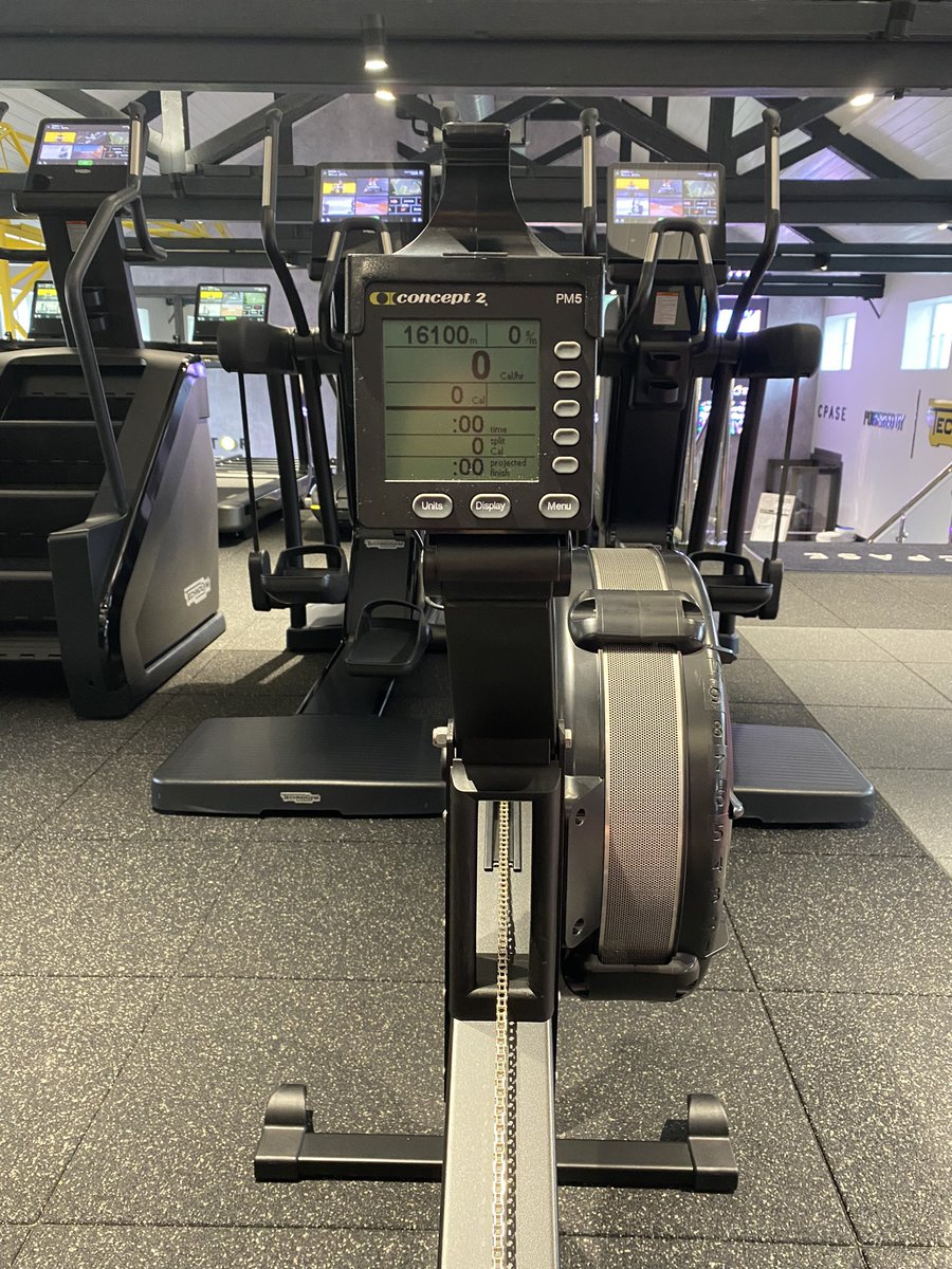 JD9x's tweet photo. My #AthleticsForAngela for @ThrombosisUK is doubling up with today’s Wilson Run @SedberghSchool @SedberghOS 5 weeks post ankle op means no running so it was the Wilson Row for me this morning. 10mile/16K straight row! #WilsonRow #SedberghGlobalRun https://t.co/KJKLZ6Hn2I