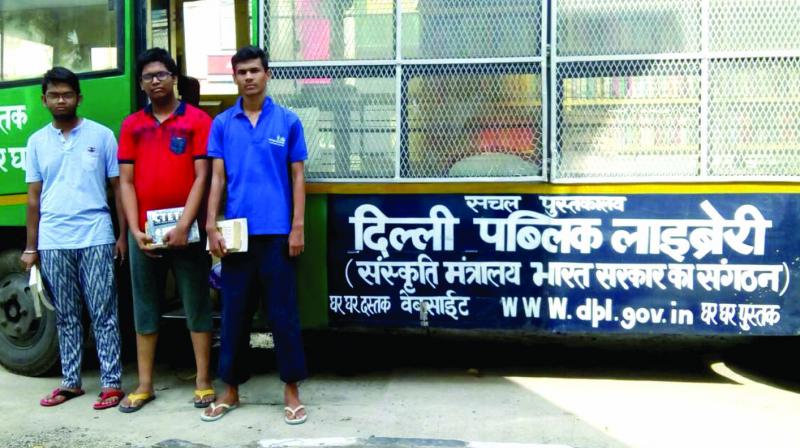 Indianit07's tweet photo. At present DPL is operating 4 Mobile Vans in 70 areas in Delhi. 4,275 registered members are availing library services from the Van. The membership is all of INR 20! With that it maintains it’s old world charm…. and credibility. 2/2 https://t.co/c9f1s61i3k