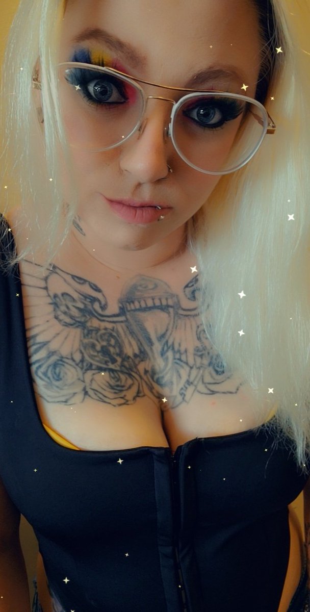 LindseyRose25's tweet photo. 😘 https://t.co/csn6vmzwvV
