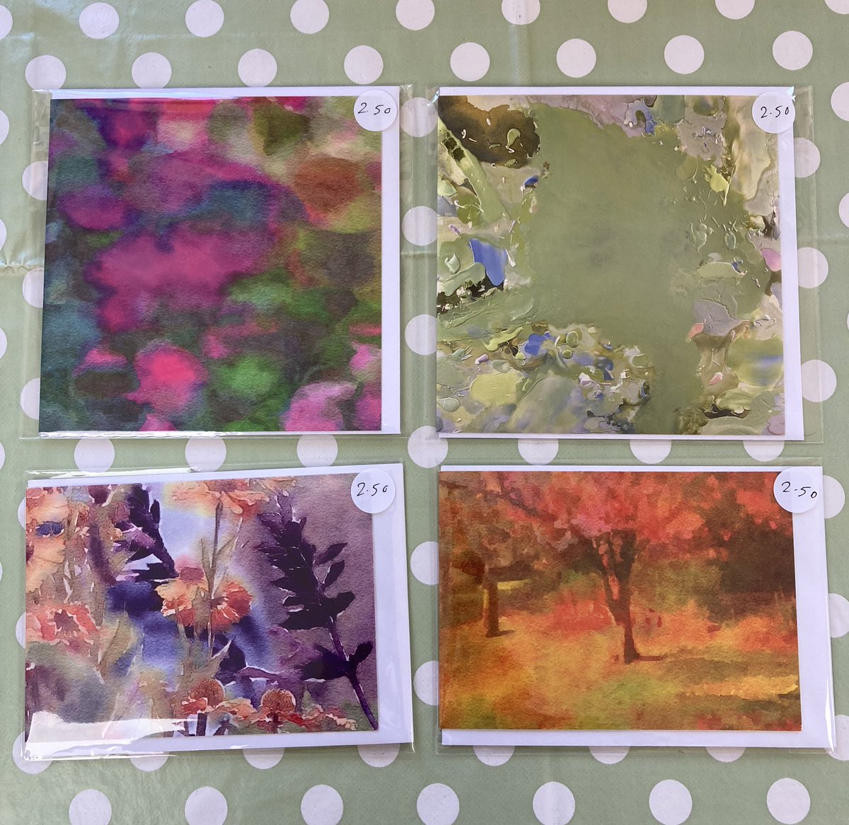 ChiddinglyShop's tweet image. We have some beautiful creations this month in our art corner from @oohartgallery and @carolkemplettering including a beautifully illustrated children’s book ‘The Little Asteroid’.
.
#sussexart #typhography #fieldsofpoppies #bluebellwoods #chiddinglyshop