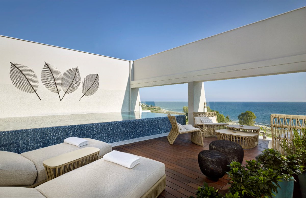 The Amphora Suite with private pool and sauna pays homage to the ancient allabaster amphora found at the archeological site nearby. #parklanecyprus #limassol #Cyprus #luxuryholidays #marriottbonvoy #parklaneexperience #theluxurycollection