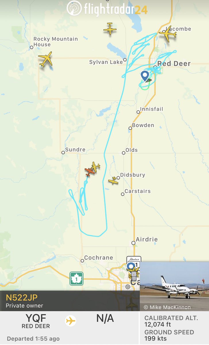 treetanner's tweet photo. 3 seeder planes ✈️ ruining our chances for another good storm ⛈ #abstorm https://t.co/1jUxPeSwgR