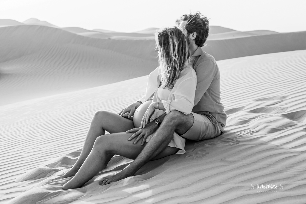 PhotoStaples's tweet photo. "Everything i've never done, i want to do with you."
❀❀❀
#capturingyourlife #EmmaStaplesPhotography #dubaiphotographer #dubaifamilyphotographer #dubainewbornphotographer #dubaimaternityphotographer #photoshoot#AbuDhabi #Dubai #UAE https://t.co/6yAs1LzWPR