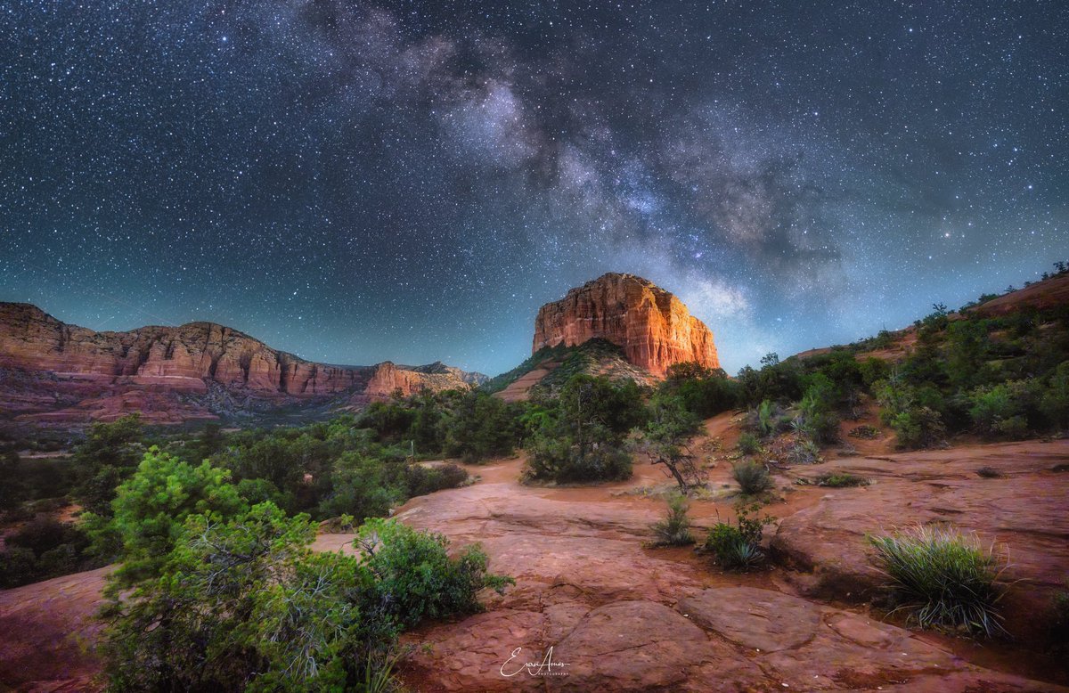 evanamos's tweet photo. Sedona this weekend was lit as in lot with stars. https://t.co/2k5u9WKOyD