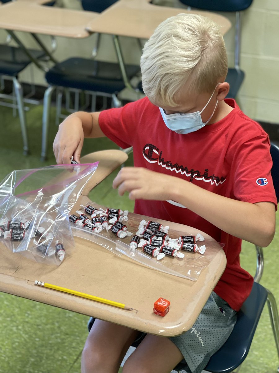 mrskbrownOES's tweet photo. Re introduction to division with fair sharing of tootsie rolls. The best Math lessons have food in them! @OESrockSTARS @Supt_Hamlett #summerlearning #divisionpractice https://t.co/228JLZCWvF