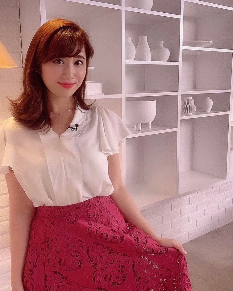 壽老麻衣 フリーアナウンサー きょうもオンエア終了しました もうすっかり夏服になりました この赤いレーススカート いろいろな方から褒めていただき嬉しいです 次回は日曜日に出演予定です Tbsnews T Co Sh6lqi0lzm Twitter