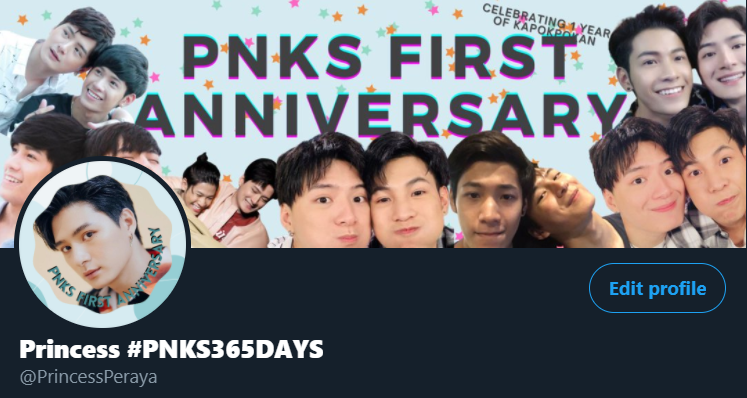 PrincessPeraya's tweet photo. Happy 1st anniv mga pokpok @PNKSKHAPOM! Nagkatotoo nga yung stong bond kahit himlay era na sa twitter. Ang tanong aabot kaya ng 2nd anniv hmmm? char #PNKS365DAYS kabog ng hashtag kala mong manok eme labyu all😘😘 https://t.co/sHSg9Ui8IU