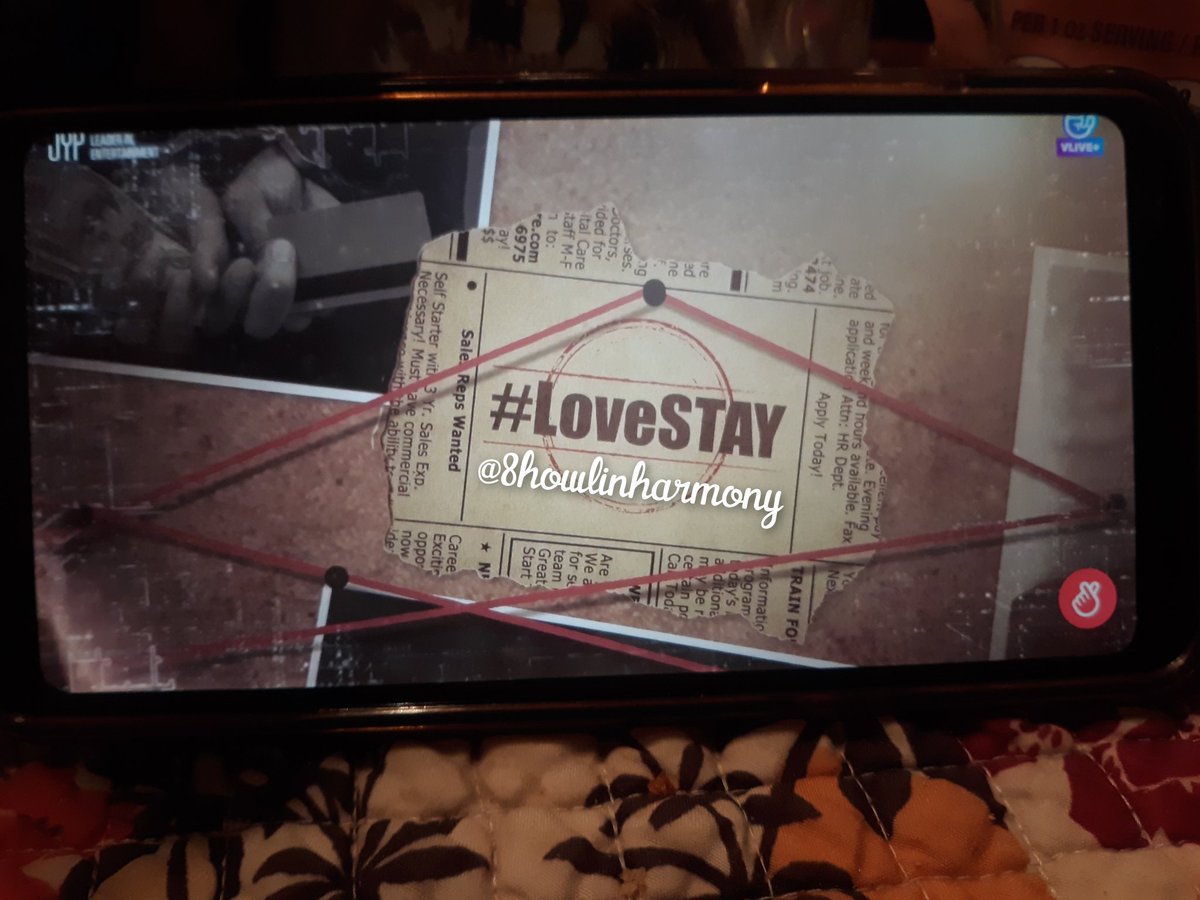 8howlinharmony's tweet photo. #LoveSTAY SKZ-X is finally up for replay on Vlive 🥰 I can finally watch the beginning 😅🖤

#StrayKids #스트레이키즈 #skzx https://t.co/Sd2L7YgYyr
