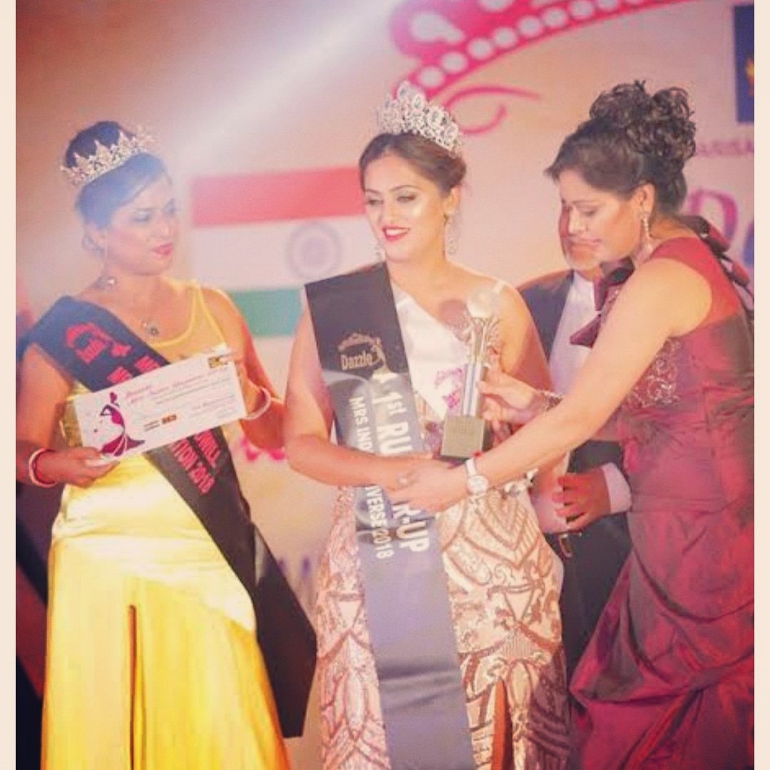 INCAmritGill's tweet photo. 3 Years Ago, Today
I started a new Journey with a Crown on my Head As the
1st Runner-Up Of Dazzle Mrs India Universe and Mrs India Confident . Little did I know that this was gonna take me to where I am today. #INC #SOSIYC #PPCC #AIPDA https://t.co/LCdEOI566e