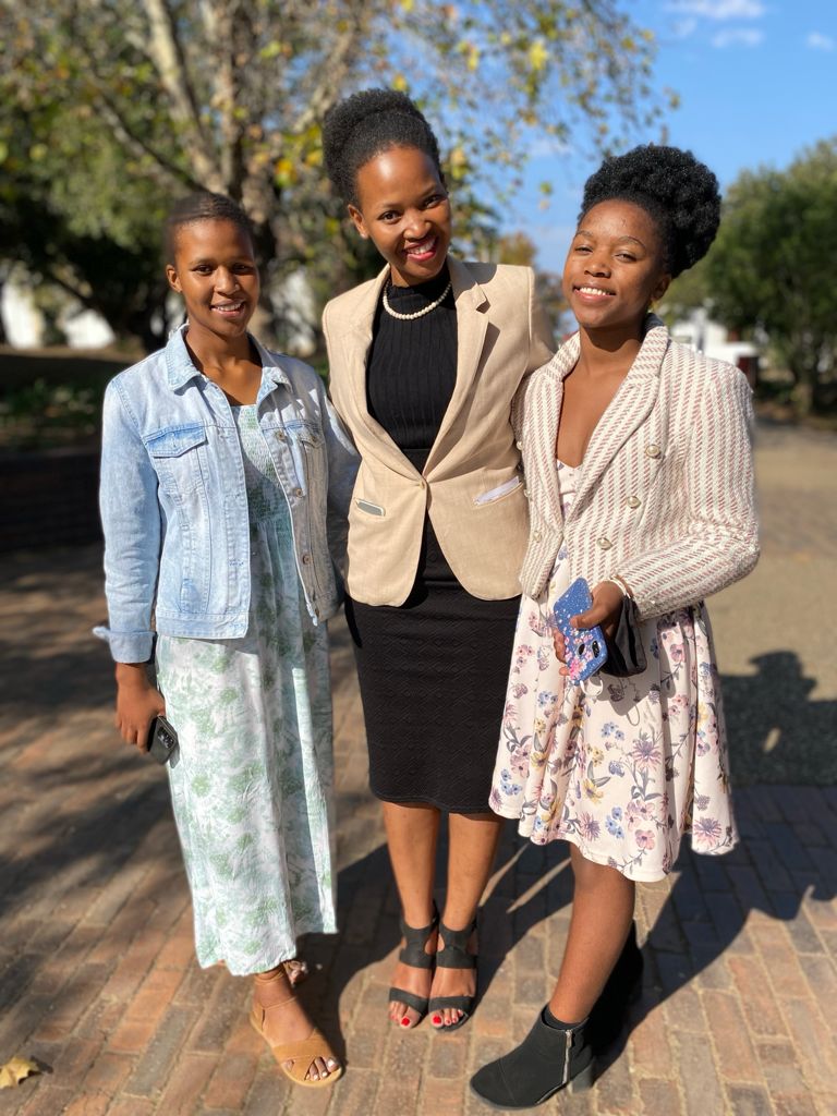 BlwsazoneC's tweet photo. Sunday Sevice in Fort Hare University, Alice🥳🥳🙌

#FortHare
#ECGroup 
#blwsazonec https://t.co/kSo0GzLXZE