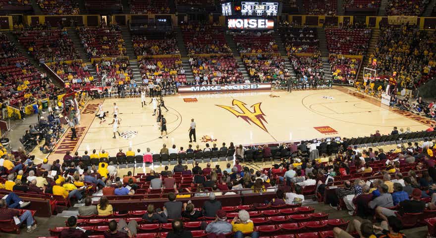 ka1ebglenn's tweet photo. Blessed to receive an offer from Coach Hurley and Arizona State University #AGTG #ForksUp @SunDevilHoops @ASUCoachJustus https://t.co/vbzLhZjlWM