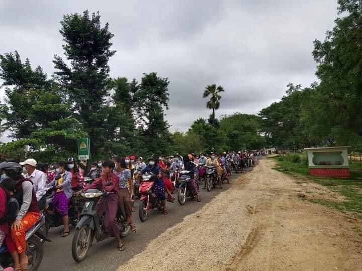 Powerful Motorcycle Strike in #Myaing tsp took to the streets every day. 

#WhatsHappeningInMyanmar
#June15Coup
#UnfetteredAccessForAids