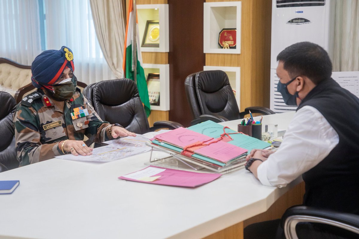 MyGovArunachal's tweet photo. Brigadier AS Chonker Ji, Chief Engineer #ProjectArunank visited #HCM Shri @PemaKhanduBJP ji to discuss on the status of boarder road projects. Project Arunank of #BRO is responsible for construction&amp;maintenance of road infrastructure in Arunachal&amp;Assam, which are of national imp. https://t.co/EIjX555grP