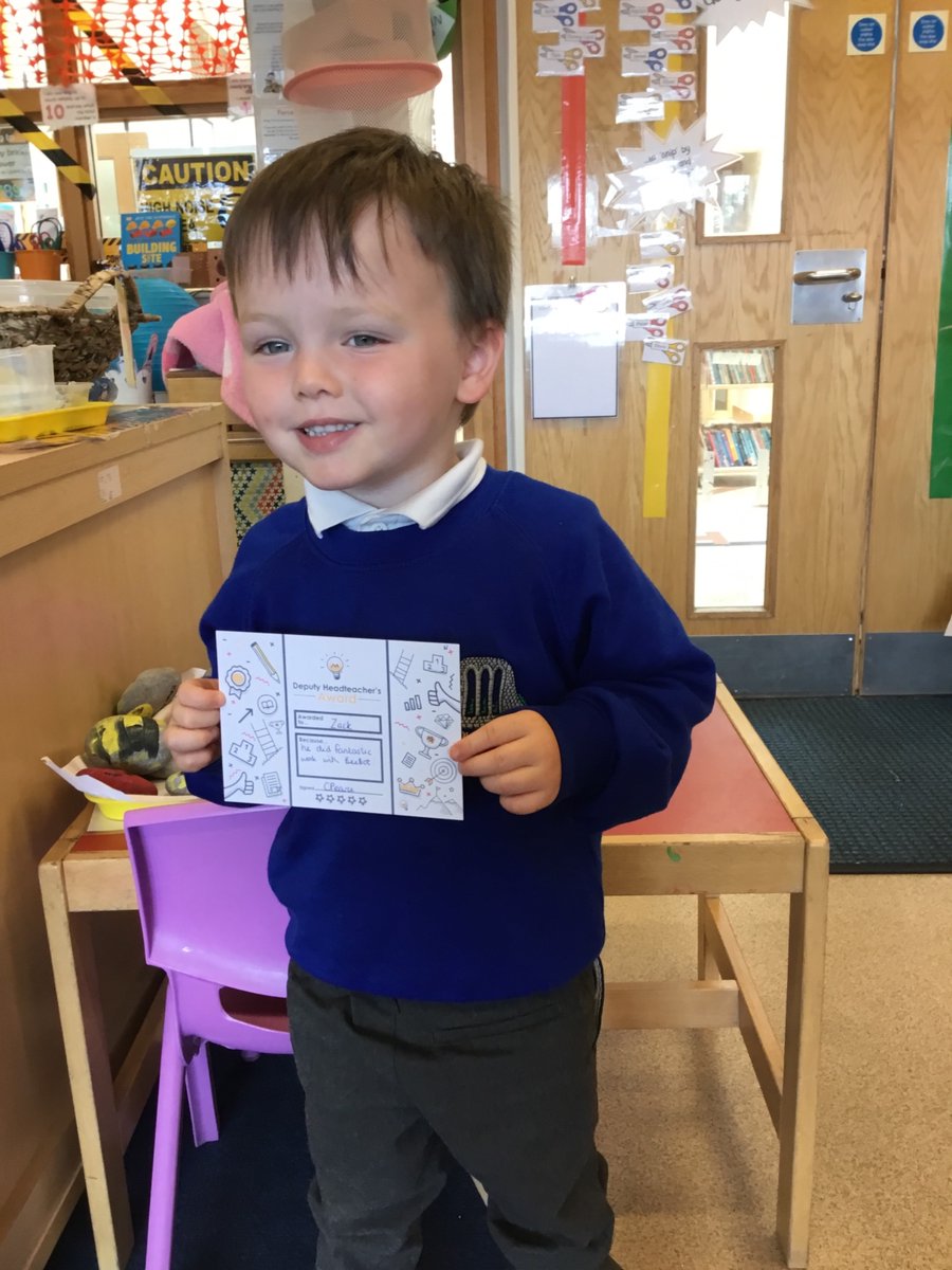 mrshiller2's tweet photo. Da iawn Zack. You programmed the Bee Bot brilliantly and could even begin to solve problems yourself. Bendigedig 🌟 @YsgolMaesglas https://t.co/52QBH1FyWY