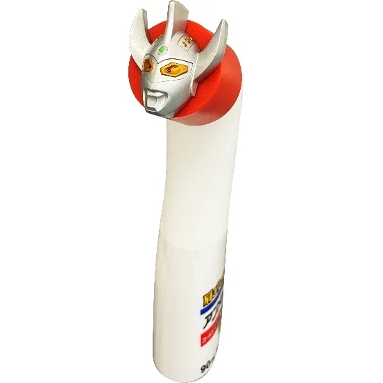 55周年記念でウルトラマンとアンメルツがコラボレーション！オリジナルキャップの存在感に注目！