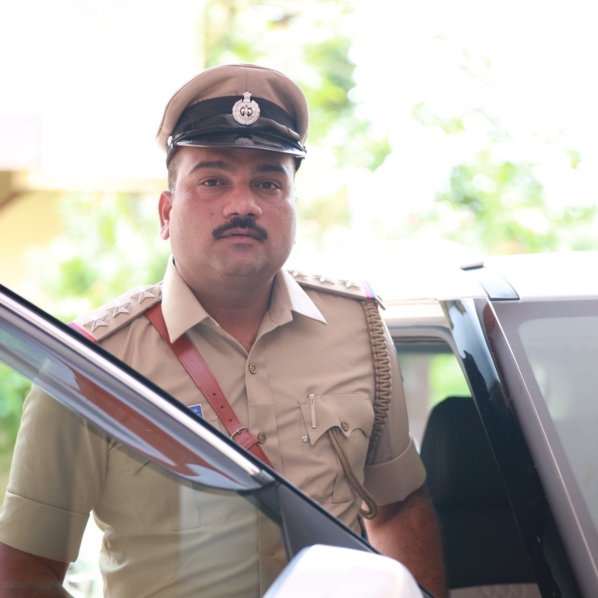 SantoshLTPSI's tweet photo. #NewProfilePic https://t.co/TADZ8rKKQo