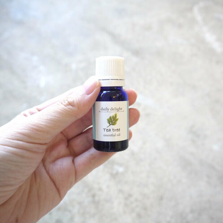 تويتر Hocoro على تويتر 再入荷のお知らせ 手軽に ティーツリー の香りを楽しめる アロマオイル です すっきりした苦味と甘さが混ざったウッディな香りです 柑橘系や ユーカリ とも相性が良いです T Co Hydepkswn5 T Co 0mpwqlbtv1