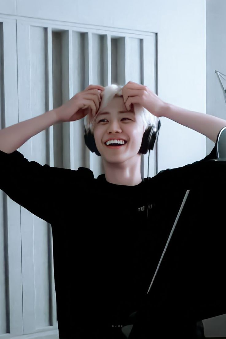 Ssup let's wanna be my friend? I'am a newbie sabi lah ajarin sini dm or anything. 

#roleplayer 
#roleplayerindonesia 
#roleplayeraccount 
#roleplayertwt 
#roleplayerindo