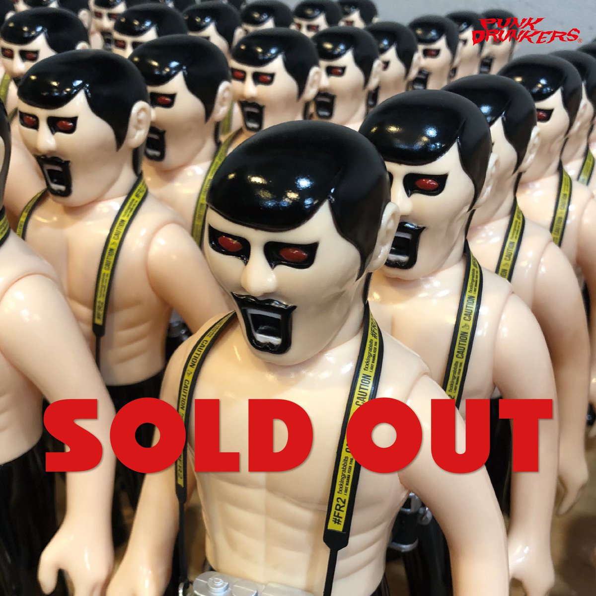 PUNKDRUNKERSPDS's tweet photo. アイツラビットフィギュアへたくさんのご応募ありがとうございました！ 
大変お待たせ致しましたが、ご当選された皆様へご連絡が完了致しました。
ご連絡できなかった皆様申し訳ございません。 
次回も準備でき次第お知らせしますので、チェキして頂けたら嬉しいです。
#punkdrunkers #FR2 #FPDR2 https://t.co/2sUSLAjgZh