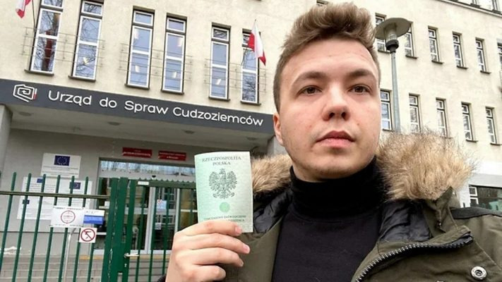 В Польше шокированы тем, как Протасевич поломал Западу всю игру

3mv.ru/166454-v-polsh…
